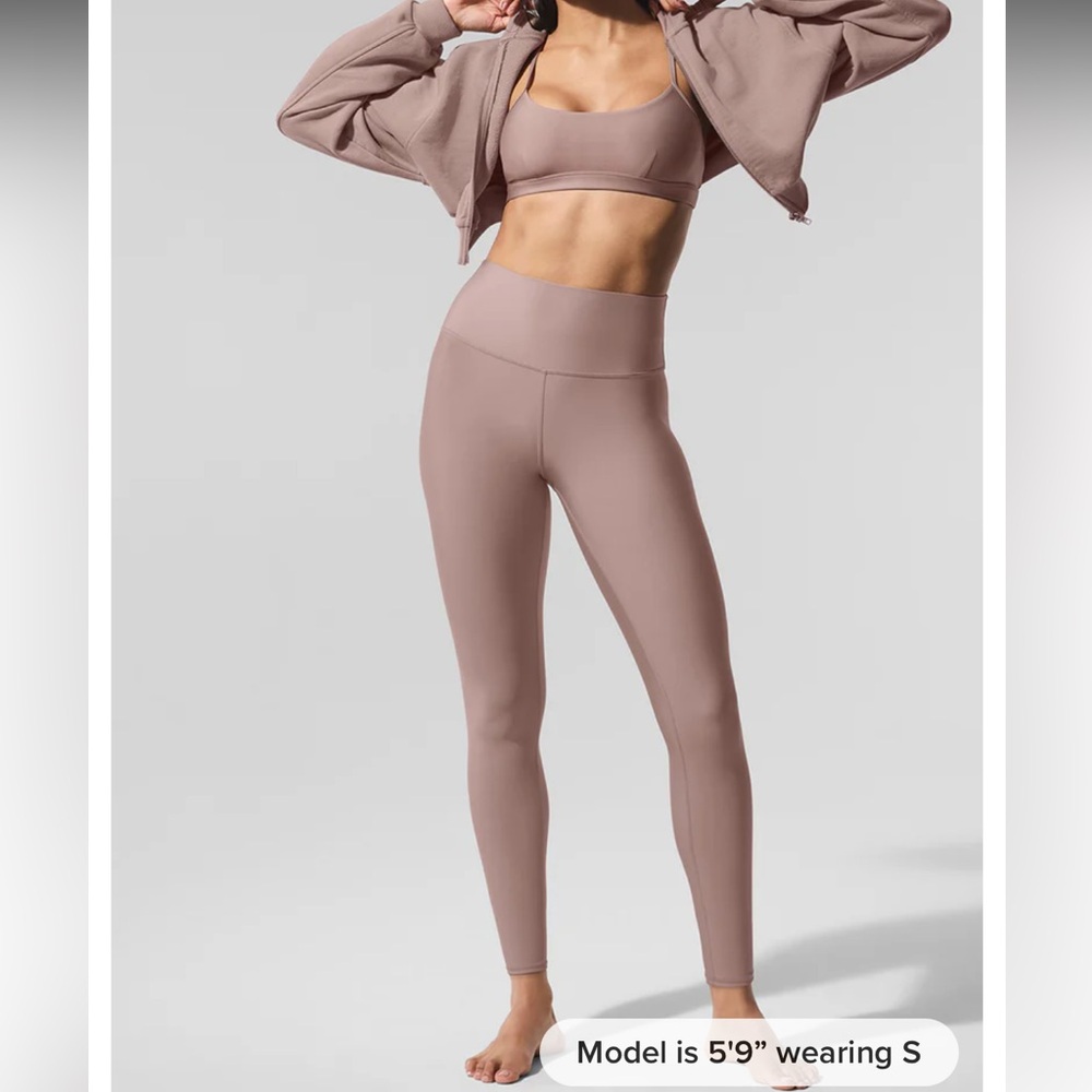 ALO Yoga Bra AND Leggings Set in Taupe